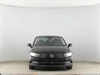 Gebraucht VW Passat Highline 150 PS (110 kW) 2019 Schwarz Limousine