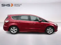 Używany Ford S-MAX Titanium 160 KM (117 kW) 2018 Czerwony Minivan