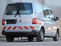 Gebraucht VW Transporter 140 PS (102 kW) 2015 Silber Van