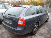 Gebraucht Skoda Octavia Elegance 122 PS (89 kW) 2009 Grau Kombi