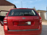 Gebraucht Kia Ceed 115 PS (84 kW) 2008 Rot Kleinwagen