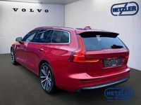 Gebraucht Volvo V60 Core 398 PS (292 kW) 2022 Fusion red / metallic Kombi