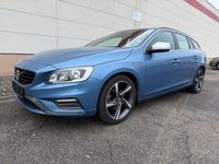 Gebraucht Volvo V60 R-Design 150 PS (110 kW) 2016 Blau Kombi