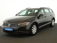 Gebraucht VW Passat Conceptline 122 PS (89 kW) 2023 Mangangrau metallic Kombi