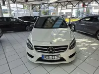 Gebraucht Mercedes B200 136 PS (100 kW) 2018 Weiß Kleinwagen