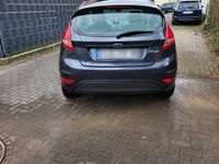 Gebraucht Ford Fiesta 82 PS (60 kW) 2009 Grau Kleinwagen