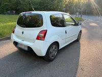 Second-hand Renault Twingo 75 CP (55 kW) 2010 Alb Hatchback