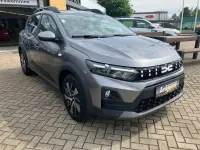 Neu Dacia Sandero Expression 110 PS (80 kW) 2026 Grau Limousine