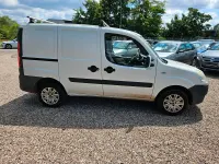 Gebraucht Fiat Doblò 100 PS (73 kW) 2009 Weiß Van / Kleinbus