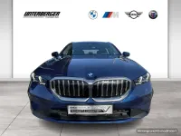 Gebraucht BMW 520 Sport Line 197 PS (144 kW) 2025 Blau Kombi