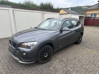 Gebraucht BMW X1 165 PS (121 kW) 2014 Silber SUV