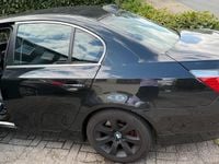 Gebraucht BMW 520 170 PS (125 kW) 2004 Schwarz Limousine