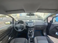 Gebraucht Ford Fiesta Trend 60 PS (44 kW) 2016 Blau Kleinwagen