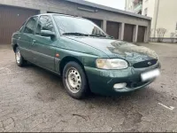 Gebraucht Ford Escort 101 PS (74 kW) 1999 Grün Limousine