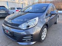 Gebraucht Kia Rio Attract 86 PS (63 kW) 2015 Grau Kleinwagen