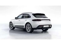 Gebraucht Porsche Macan 265 PS (194 kW) 2022 Carraraweißmetallic (metallic) SUV