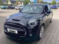 Gebraucht Mini Cooper S 192 PS (141 kW) 2019 Midnight black metallic Kleinwagen