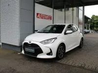 Gebraucht Toyota Yaris Basis 116 PS (85 kW) 2022 Schneeweiß Kleinwagen
