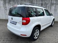 Gebraucht Skoda Yeti Ambition 105 PS (77 kW) 2015 Weiß SUV