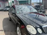 Gebraucht Mercedes E320 Avantgarde 224 PS (164 kW) 2006 Schwarz Limousine