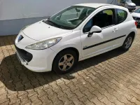 Gebraucht Peugeot 207 95 PS (69 kW) 2009 Weiß Limousine