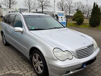 Gebraucht Mercedes C180 143 PS (105 kW) 2003 Silber Kombi