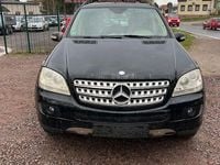 Gebraucht Mercedes ML320 224 PS (164 kW) 2006 Schwarz SUV