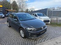 Gebraucht VW Polo Comfortline 95 PS (69 kW) 2018 Grau Kleinwagen