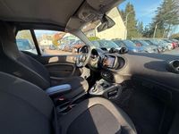 Gebraucht Smart ForTwo Cabrio Passion 90 PS (66 kW) 2017 Rot Cabrio