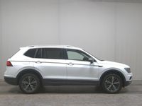 Gebraucht VW Tiguan Allspace Highline 220 PS (161 kW) 2018 Pure white SUV