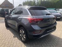 Gebraucht VW T-Roc Move 110 PS (80 kW) 2024 Grau SUV