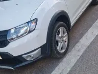 Gebraucht Dacia Sandero Prestige 90 PS (66 kW) 2016 Weiß Limousine