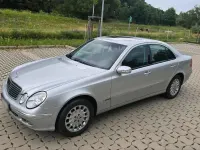 Gebraucht Mercedes E200 163 PS (119 kW) 2004 Silber Limousine