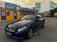 Gebraucht Mercedes C220 194 PS (142 kW) 2018 Blau Limousine