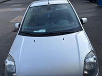 Gebraucht Ford Fiesta Trend 109 PS (80 kW) 2008 Grau Kleinwagen