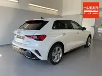 Neu Audi A3 Comfort 204 PS (150 kW) 2026 [2y2y] gletscherweiß metallic Limousine
