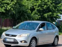 Gebraucht Ford Focus 100 PS (73 kW) 2009 Silber Limousine