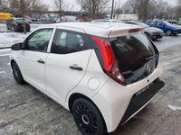 Gebraucht Toyota Aygo 72 PS (52 kW) 2020 Weiß Kleinwagen