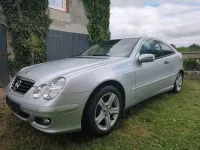 Gebraucht Mercedes C220 150 PS (110 kW) 2005 Silber Coupé