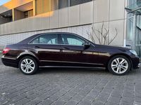 Second-hand Mercedes E250 204 CP (150 kW) 2010 Maro Berlinǎ
