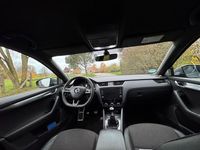 Usado Skoda Octavia RS 150 HP (110 kW) 2016 Cinzento Carrinha