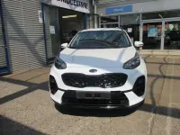 Gebraucht Kia Sportage 136 PS (100 kW) 2021 Deluxe white SUV
