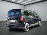 Gebraucht Mercedes T180 131 PS (96 kW) 2026 Schwarz Van / Kleinbus