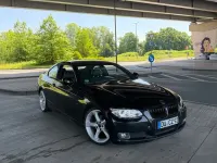Gebraucht BMW 320 Cabriolet 170 PS (125 kW) 2010 Schwarz Cabrio