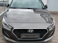 Gebraucht Hyundai i30 Trend 99 PS (72 kW) 2018 Grau Kombi