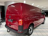 Gebraucht VW Transporter 204 PS (150 kW) 2018 Rot Van