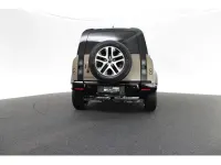 Neu Land Rover Defender SE Dynamic 249 PS (183 kW) 2026 Braun SUV