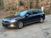 Gebraucht VW Passat Highline 150 PS (110 kW) 2019 Grau Kombi