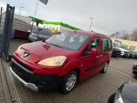 Gebraucht Peugeot Partner Tepee Tendance 90 PS (66 kW) 2009 Rot Van / Kleinbus