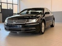 Second-hand VW Phaeton 334 CP (245 kW) 2016 Negru Berlinǎ